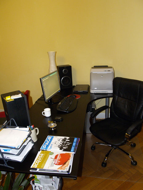 Show Us Your Workspace: Round 1 Show Us Your Workspace: Round 1