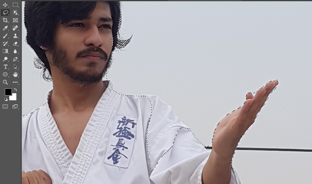 Image of a karate man with a poor selection